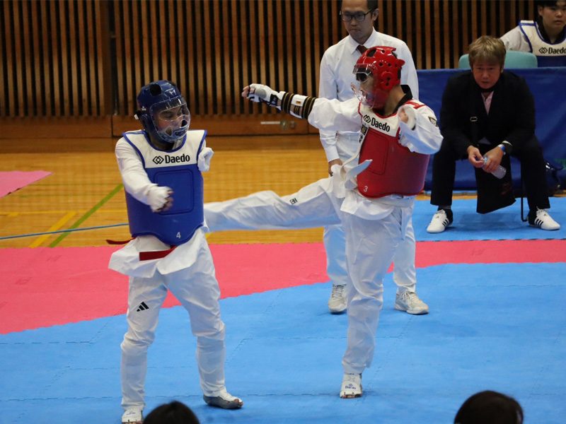 パラテコンドーの競技の様子1