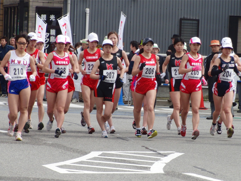 陸上競技(競歩)競技の様子