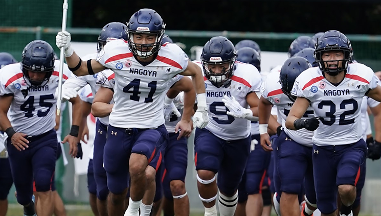 tanQest名古屋サイクロンズがプレーをしている様子